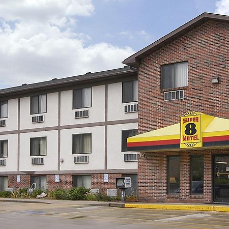 Мотель Super 8 By Wyndham Omaha/West Dodge Экстерьер фото