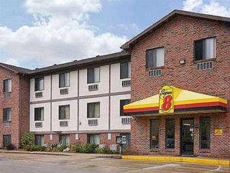 Мотель Super 8 By Wyndham Omaha/West Dodge Экстерьер фото